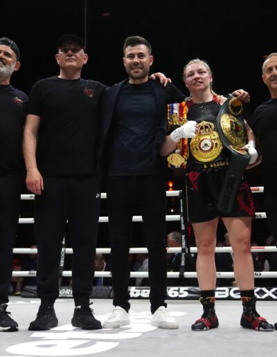 The cutman in the corner