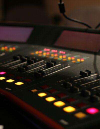 Behind the mic: how is a sport radio show made?